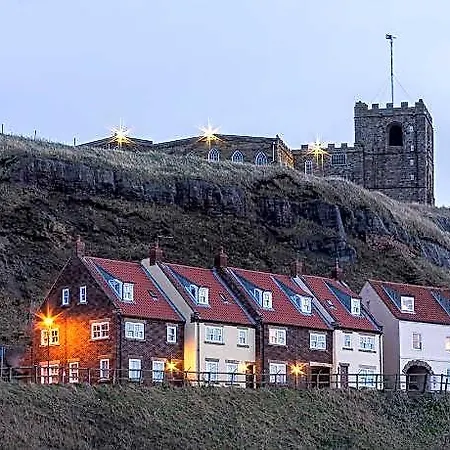 Dale View Hotel 4*