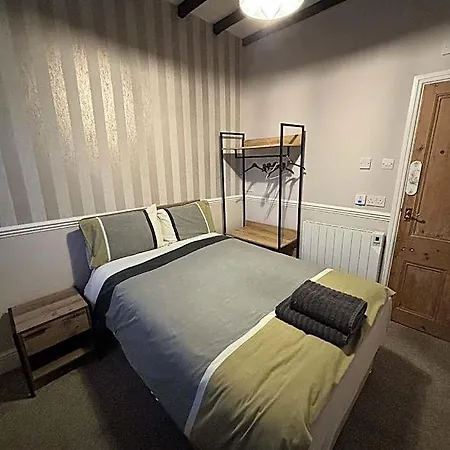 Dale View Hotel 4*